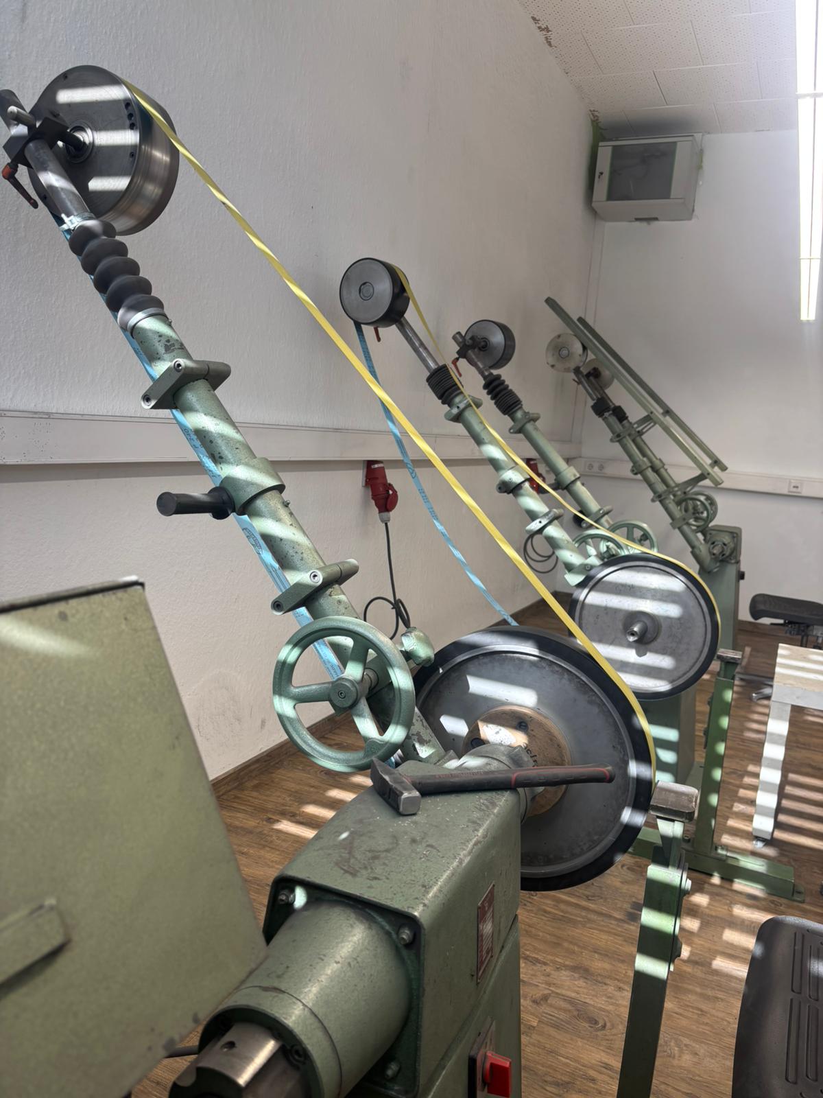 Modern grinding room